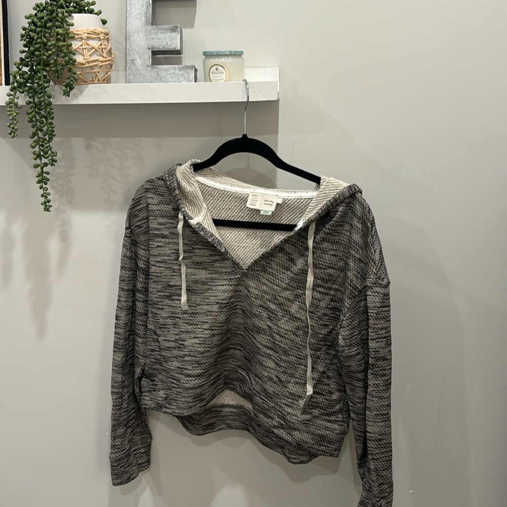 Cropped hoodie